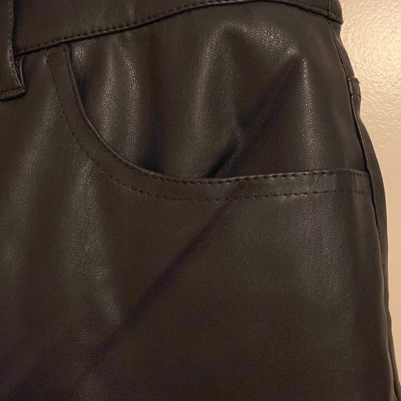 Pants - Picture 5 of 10